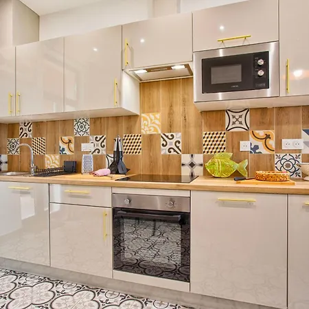 139 La Vague - Front De - Contemporain Et Terrasse Sur Cour - 2 A 6 Personnes - Rez-de-chaussee Apartment