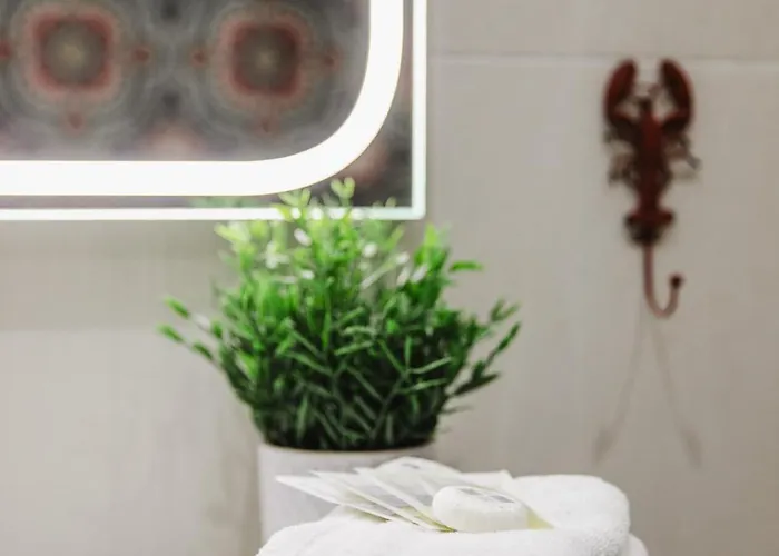 139 La Vague - Front De - Contemporain Et Terrasse Sur Cour - 2 A 6 Personnes - Rez-de-chaussee * Houlgate