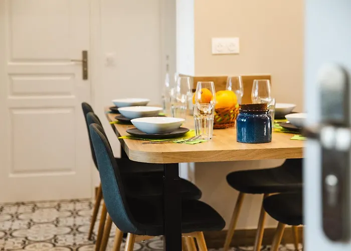 139 La Vague - Front De - Contemporain Et Terrasse Sur Cour - 2 A 6 Personnes - Rez-de-chaussee Houlgate